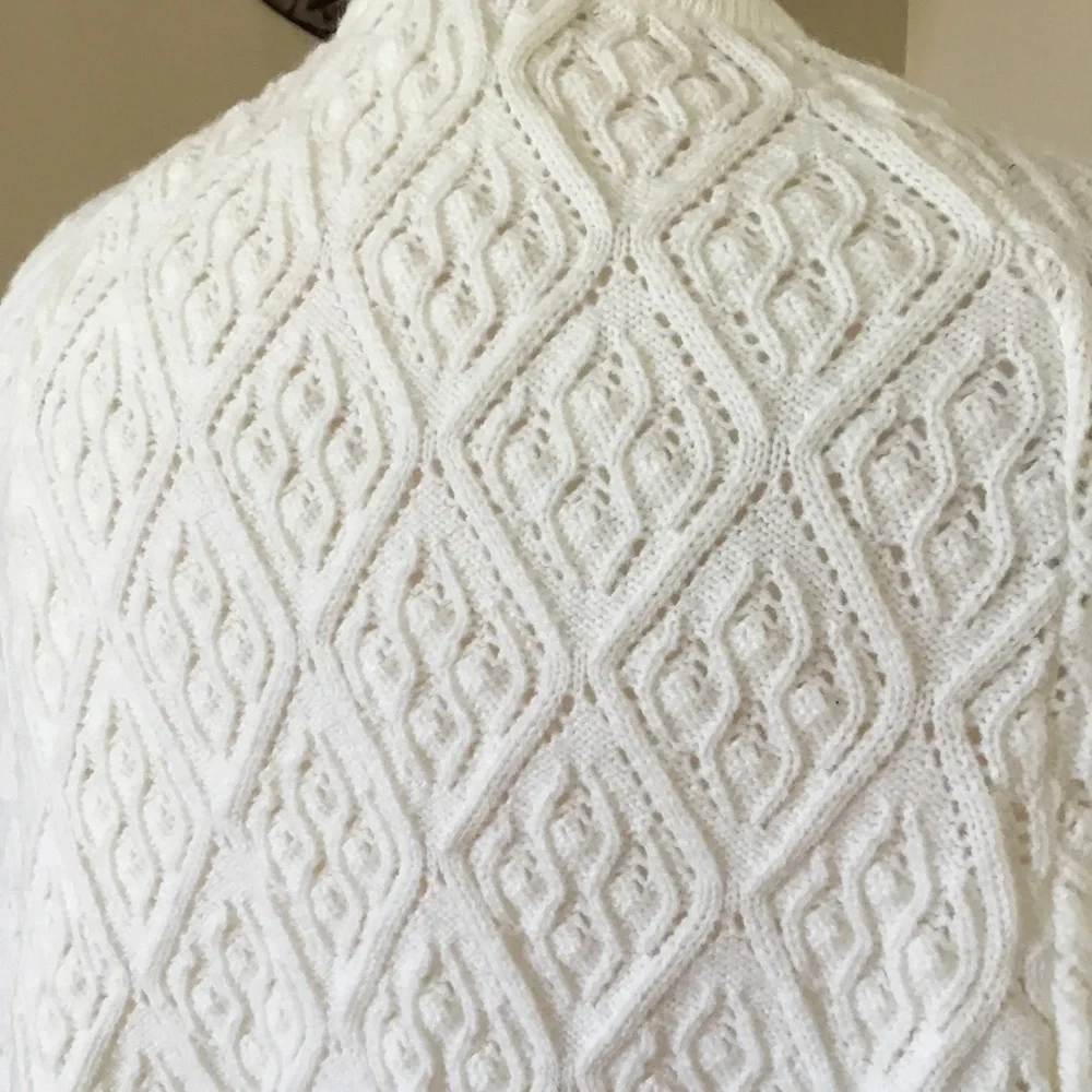 Vintage 60’s Textured Acrylic Sweater Cape Poncho - Picture 9 of 10